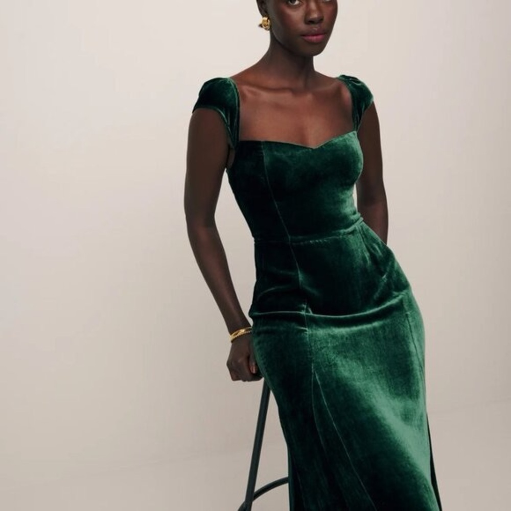 Reformation Bryson Dress in Green Velvet, size 0